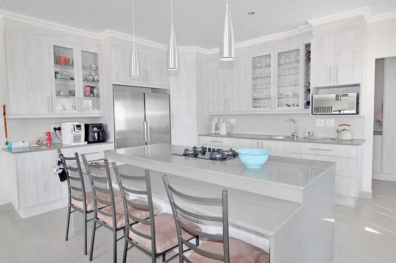 3 Bedroom Property for Sale in Reebok Western Cape